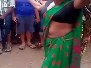 Andhra ยั่วยวน ผู้หญิงสวย hor โรแมนติก บน ถนน